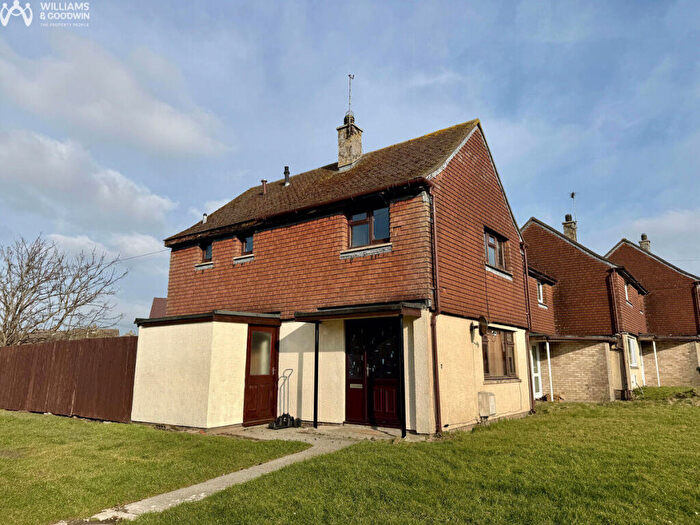 3 Bedroom End Of Terrace House For Sale In Ffordd Cerrig Mawr, Raf Valley, LL65