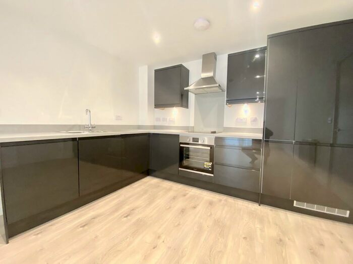 2 Bedroom Apartment To Rent In Ashton, Addison House, BS3