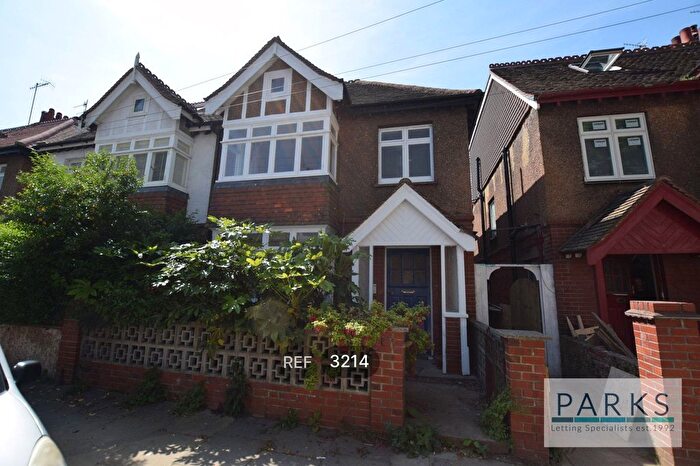 3 Bedroom Semi-Detached House To Rent In Lorna Road, Hove, BN3