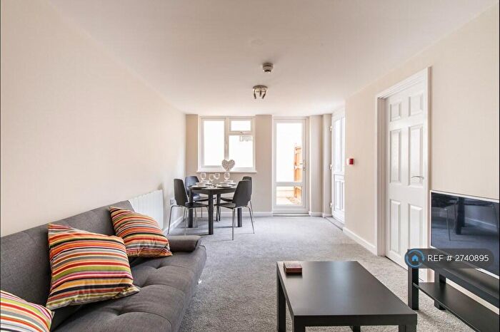 1 Bedroom Flat To Rent In Upper Stone Street, Maidstone, ME15