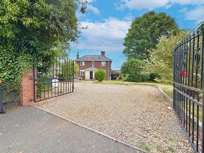 4 Bedroom House For Sale In Drury Lane, Houghton Regis, LU5