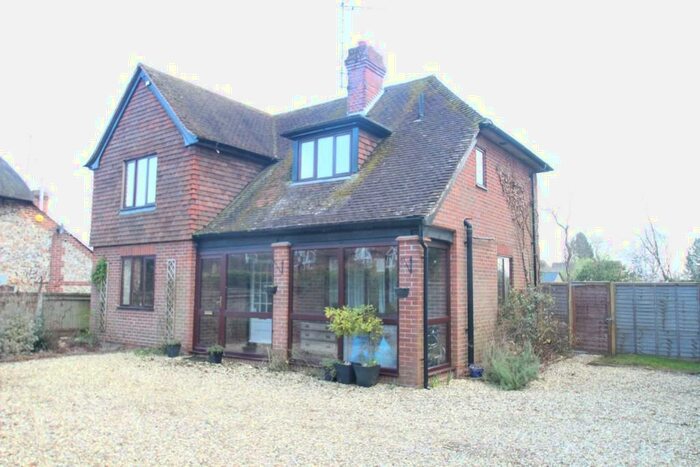 4 Bedroom Detached House For Sale In Wantage Road, Great Shefford, Hungerford, ., RG17