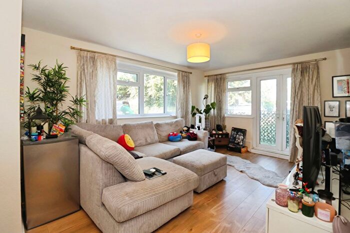 2 Bedroom Flat For Sale In Henbury Court, Henbury, Bristol, Somerset, BS10