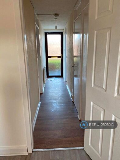 1 Bedroom Flat To Rent In Muirend Court, Bo'ness, EH51