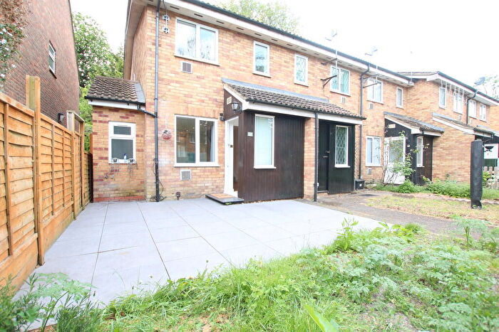 2 Bedroom Semi-Detached House For Sale In Colnbrook, SL3