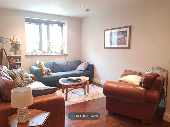 2 Bedroom Flat To Rent In Ferdinand Place, London, NW1