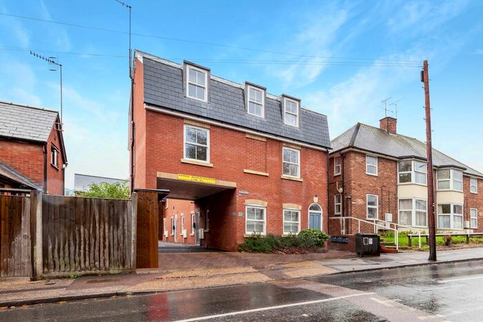 2 Bedroom Flat To Rent In Stoke Street, Ipswich, IP2