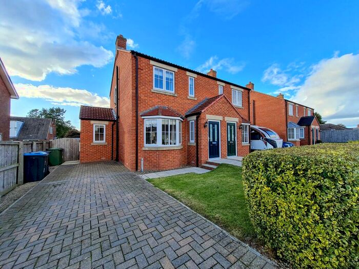 3 Bedroom Semi-Detached House To Rent In St. James Road, Northallerton, DL7