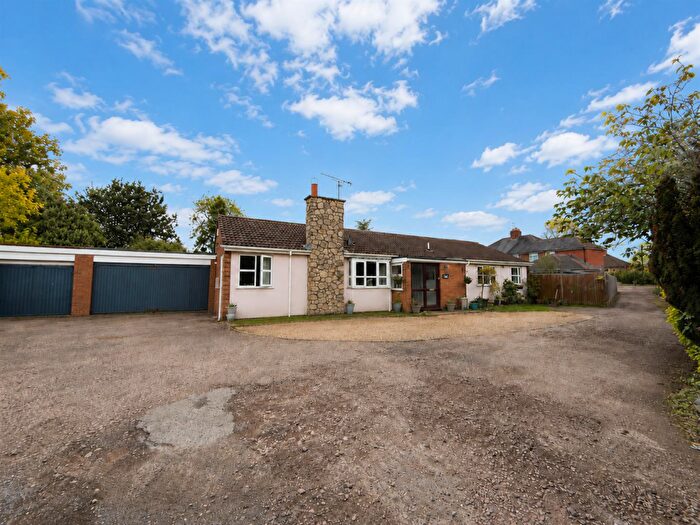4 Bedroom Detached Bungalow For Sale In Old Garden Close, Blaby, Leicester, LE8
