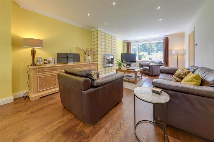 4 Bedroom Detached House For Sale In Union Road, Rawtenstall, Rossendale, BB4