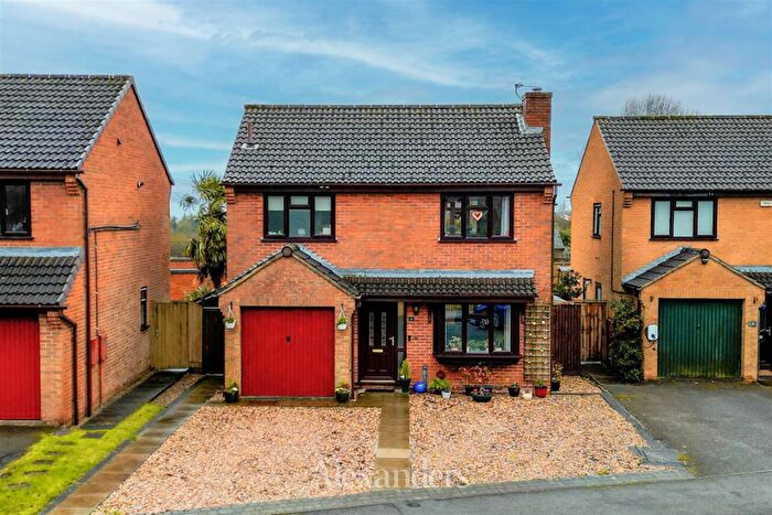 4 Bedroom Detached House For Sale In Link Rise, Markfield, LE67