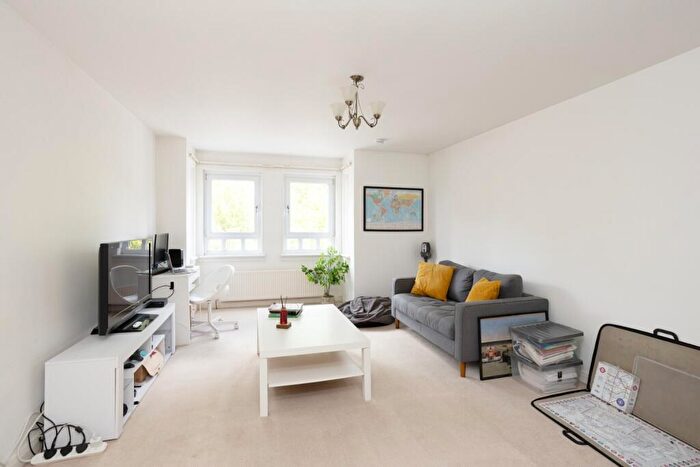 1 Bedroom Flat For Sale In Chiefs Close, Kirkcaldy, Kirkcaldy, KY1