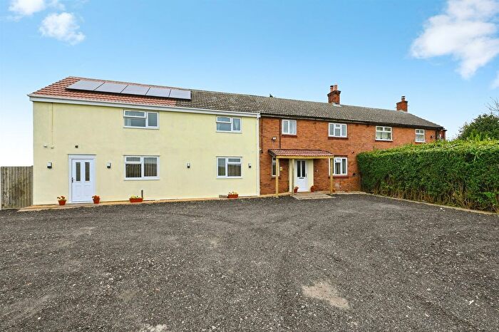 4 Bedroom Semi Detached House For Sale In Moyses Bank, Marshland St. James, Wisbech, PE14