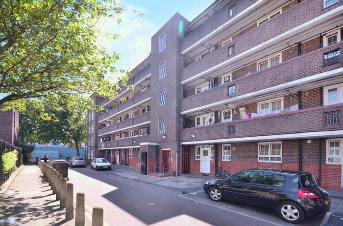 3 Bedroom Flat To Rent In Pott Street, Bethnal Green, London, E2