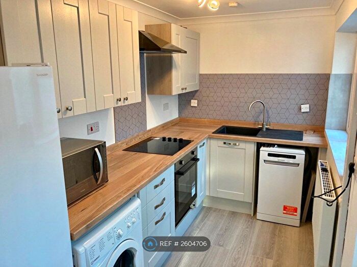 2 Bedroom Terraced House To Rent In Rhode Lane, Bridgwater, TA6