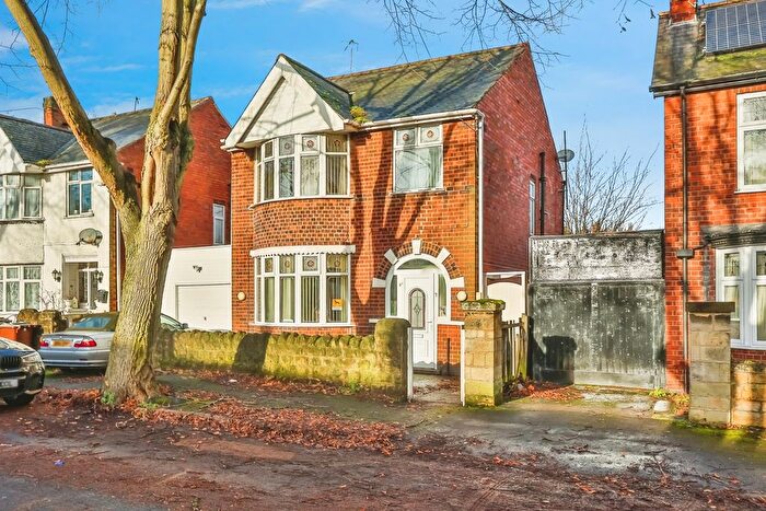 3 Bedroom Detached House For Sale In Lime Tree Avenue, Nottingham, Nottinghamshire, NG8