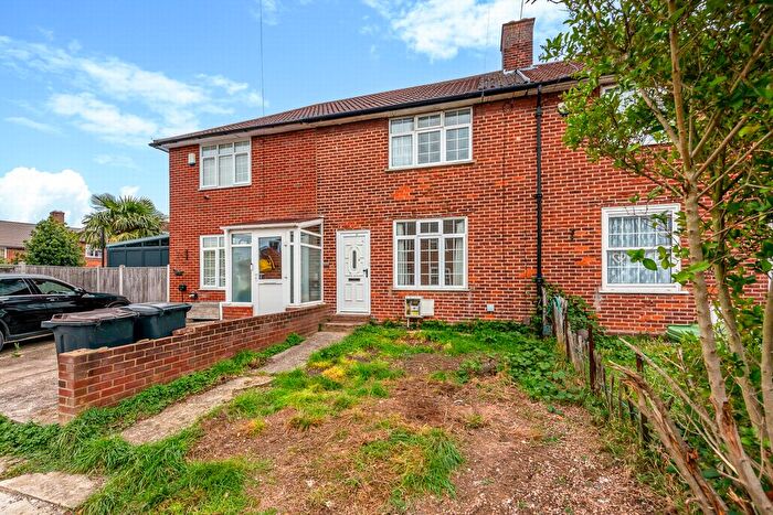 2 Bedroom Terraced House For Sale In Offenham Road, Mottingham, SE9