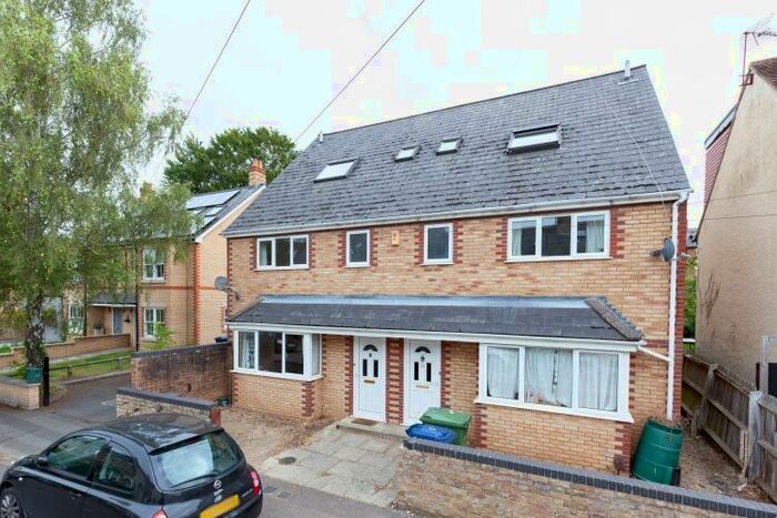 6 Bedroom Semi-Detached House To Rent In Argyle Street, Oxford, OX4