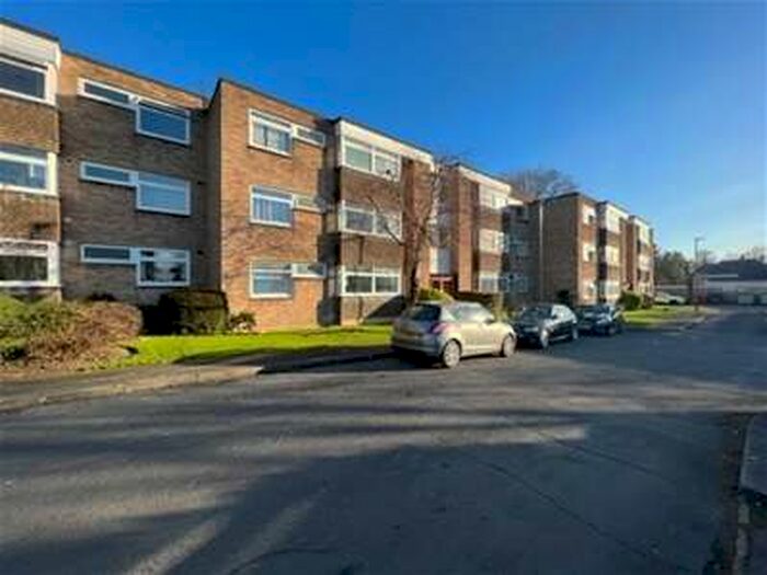 2 Bedroom Flat To Rent In Nursery Road, Pinner, HA5