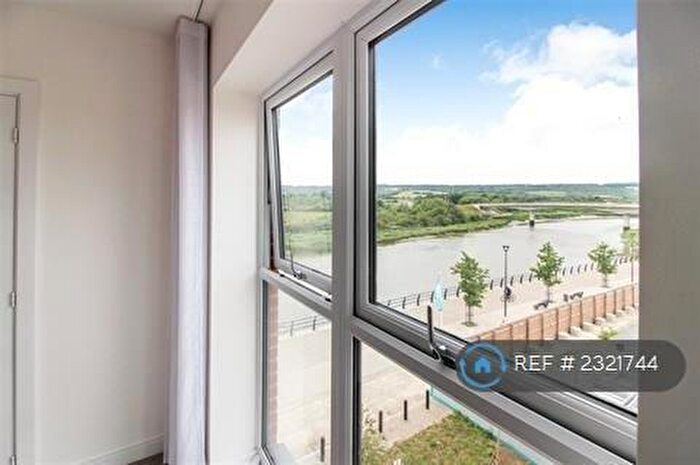 2 Bedroom Flat To Rent In Cubitt House, Wouldham, Rochester, ME1