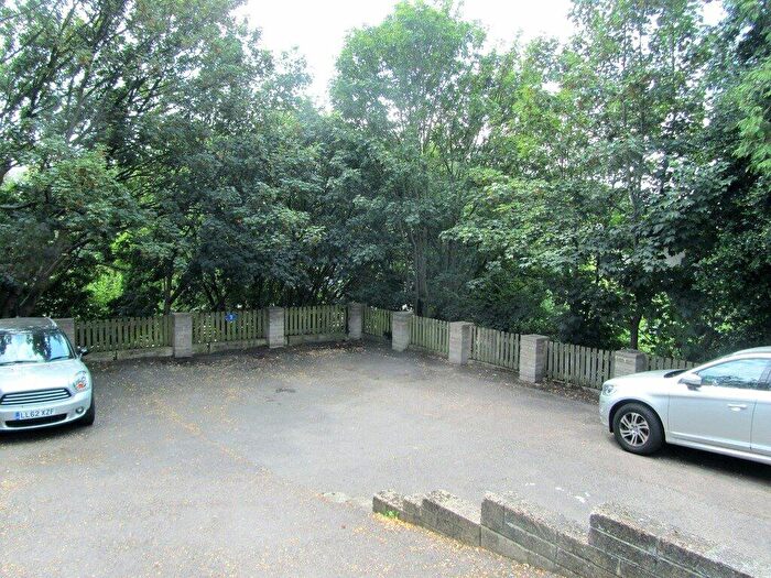 1 Bedroom Flat To Rent In Millbrook Road East, Southampton, Hampshire, SO15