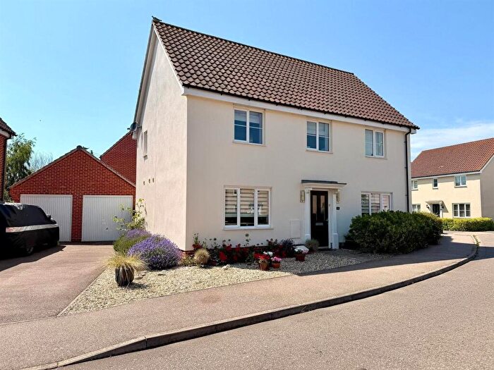 4 Bedroom Detached House For Sale In Swallows Close, Hollesley, Woodbridge, IP12