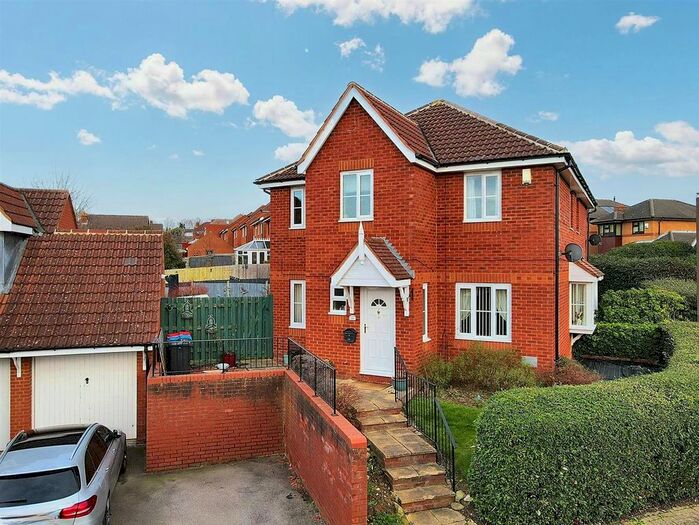 Houses for sale in Brill Place, Milton Keynes, MK13