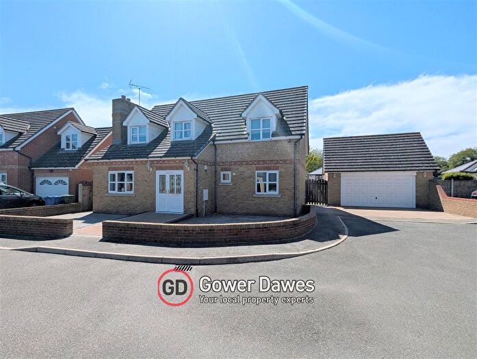 4 Bedroom Detached House For Sale In Longley Mews, Farm Road, Orsett Heath, RM16