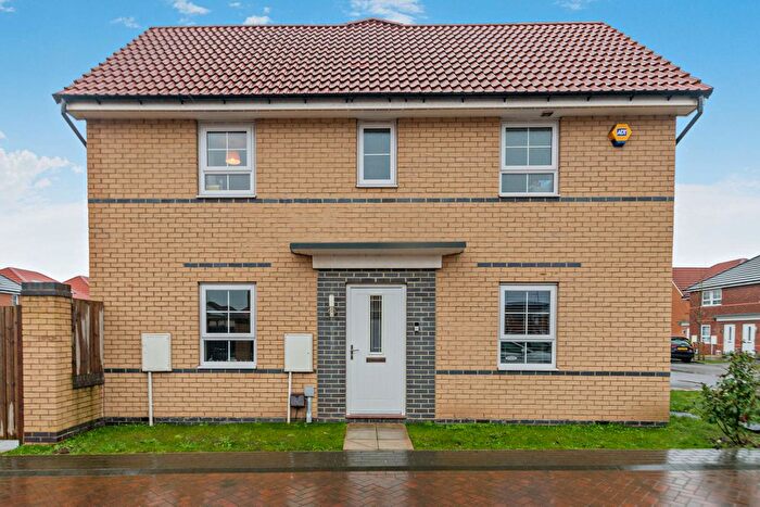 3 Bedroom Semi-detached House For Sale In Bevin Close, Doncaster, South Yorkshire, DN11