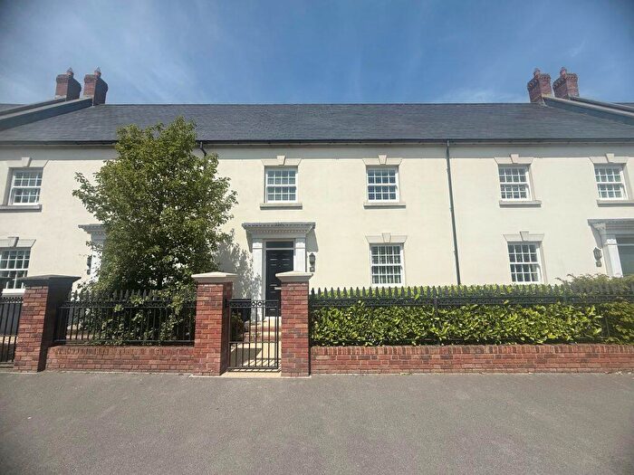3 Bedroom Terraced House For Sale In Southfield Drive, Yeovil, Somerset, BA21