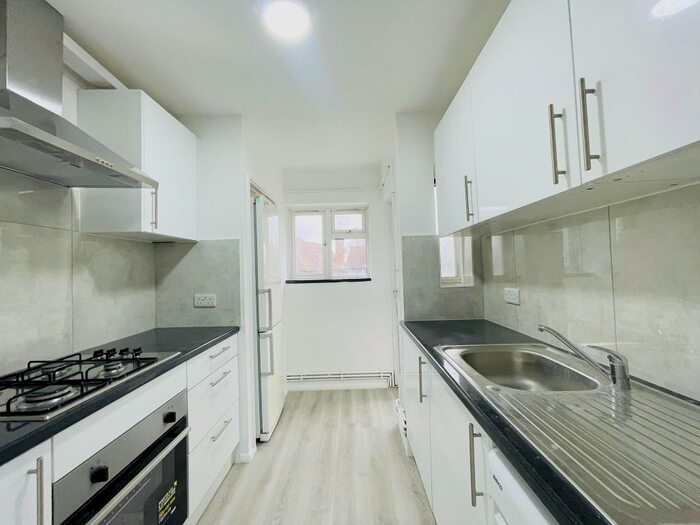 1 Bedroom Flat For Sale In Gauntlett Court, HA0