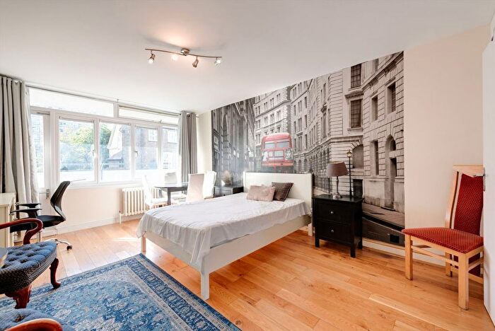 Studio To Rent In Selden House, London, SW1V