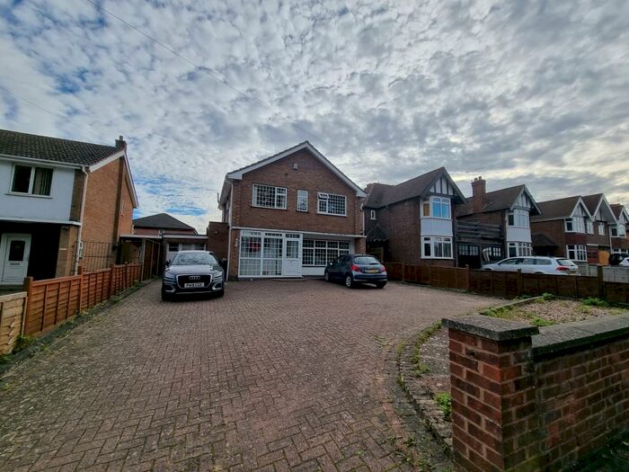 5 Bedroom Detached House To Rent In St Helens Road, Leamington Spa, CV31