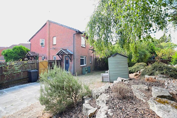 1 Bedroom Terraced House To Rent In Camden Place, Calcot, RG31