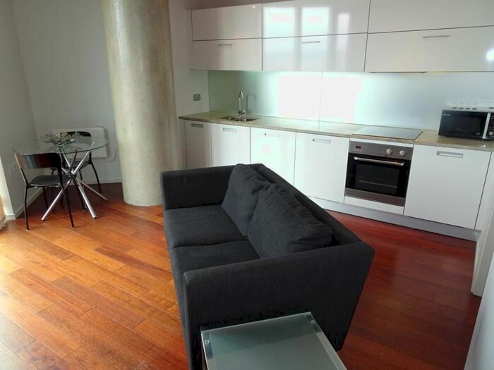 Studio To Rent In Beetham Tower, Holloway Circus, B1
