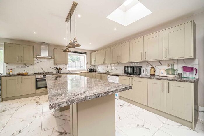 4 Bedroom Semi-Detached House For Sale In Westminster Avenue, Thornton Heath, CR7