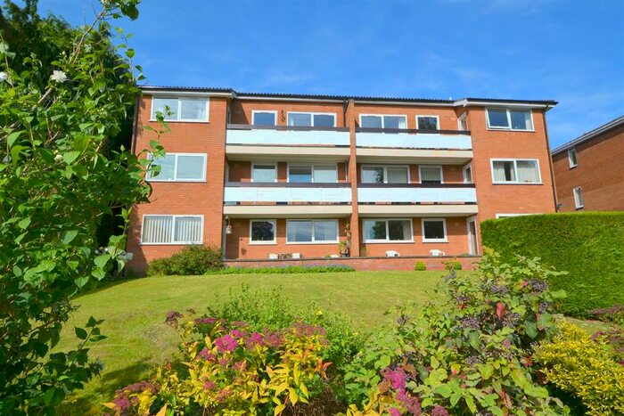 3 Bedroom Flat To Rent In Priory Road, Malvern, WR14