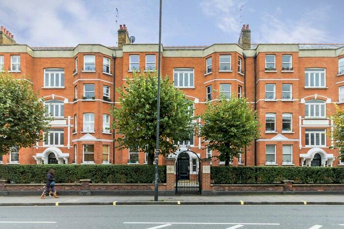 1 Bedroom Flat To Rent In Fulham Road, London, SW6