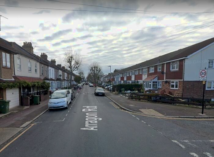 6 Bedroom Terraced House To Rent In Arragon Road, Newham, E6