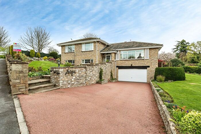 4 Bedroom Detached House For Sale In Manor Park, Darrington, Pontefract, WF8