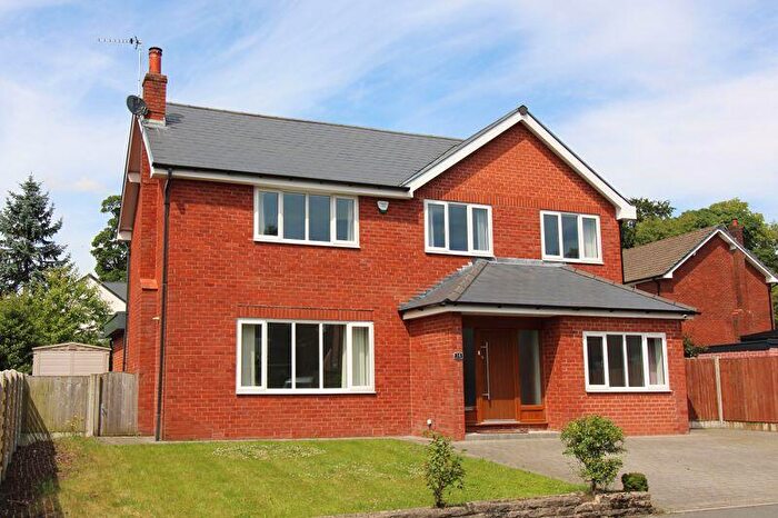 5 Bedroom Detached House To Rent In Highlands Road Bamford, OL11