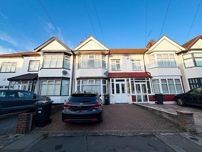 4 Bedroom Terraced House To Rent In Otley Drive, Ilford, IG2