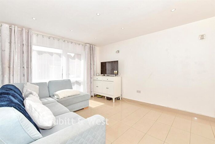 2 Bedroom Terraced House For Sale In George Street, Portsmouth, Hampshire, PO1