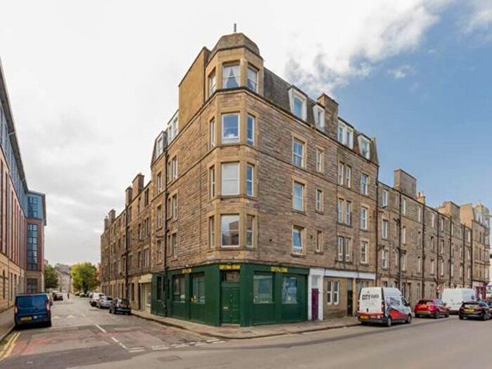 2 Bedroom Flat To Rent In Salamander Street, Leith, Edinburgh, EH6