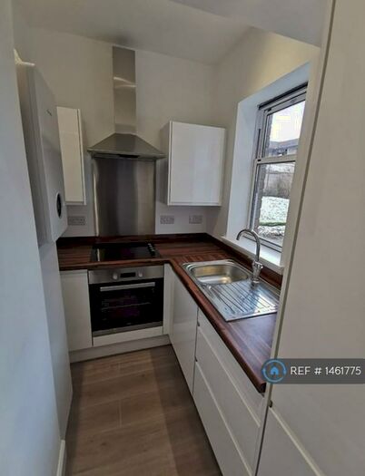 2 Bedroom Flat To Rent In Clepington Road, Dundee, DD3