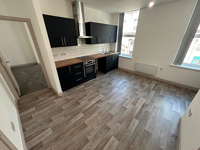 1 Bedroom Flat To Rent In High Street, Staffordshire, Burton Upon Trent, DE14