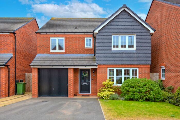 4 Bedroom Detached House For Sale In Hodgson Road, Shifnal, TF11