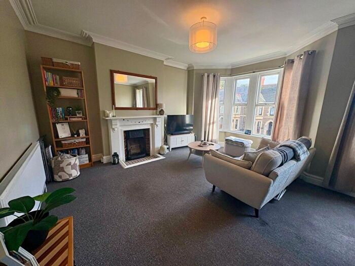 2 Bedroom Apartment To Rent In Teilo Street, Cardiff, CF11