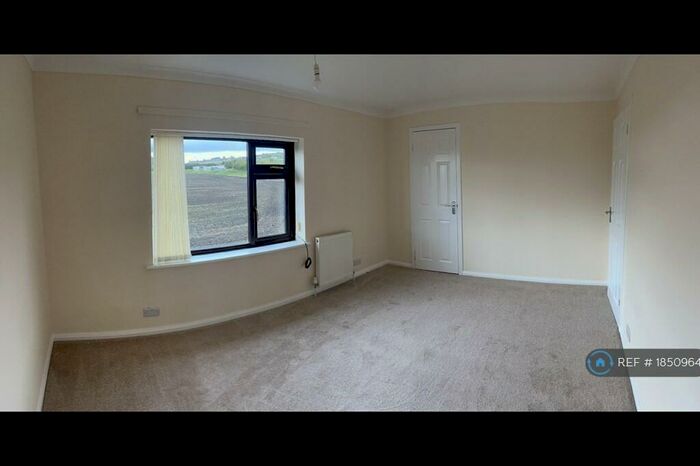 2 Bedroom Semi-Detached House To Rent In Eden Dale, Ryton, NE40