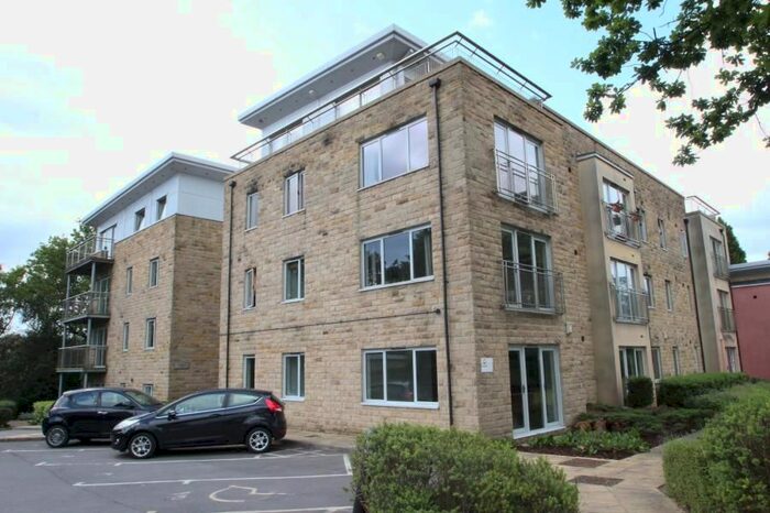 2 Bedroom Flat To Rent In Brodwell Grange, Horsforth LS18